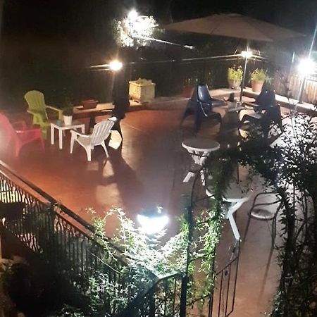 Le Streghe Di Roma Hotel Buitenkant foto