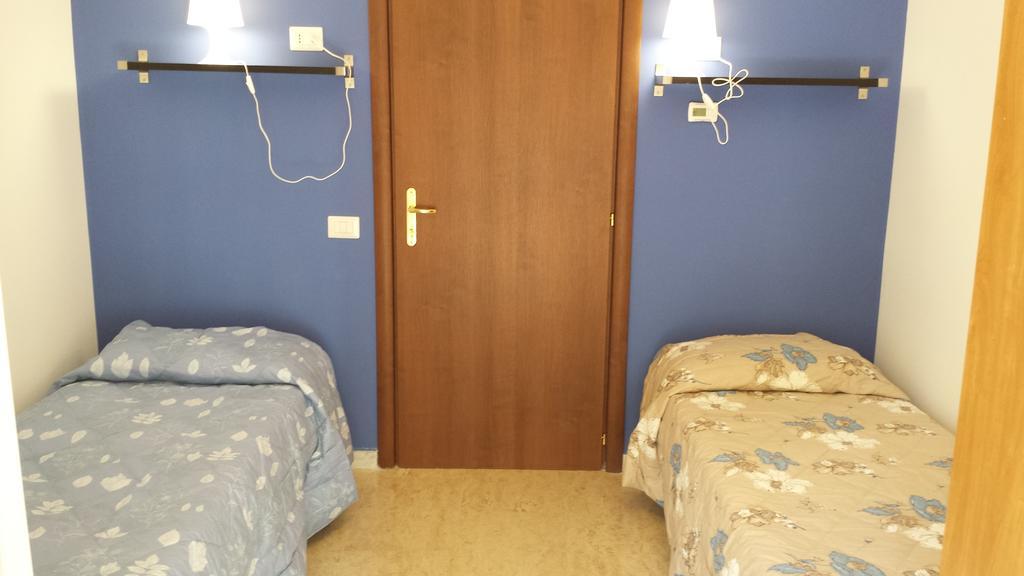 Le Streghe Di Roma Hotel Buitenkant foto