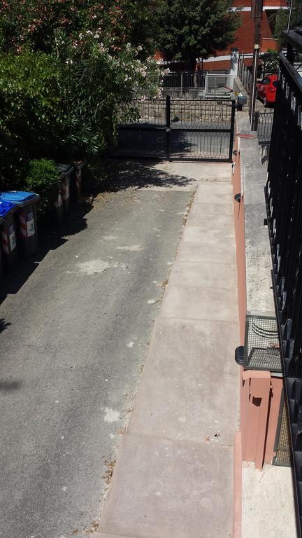 Le Streghe Di Roma Hotel Buitenkant foto