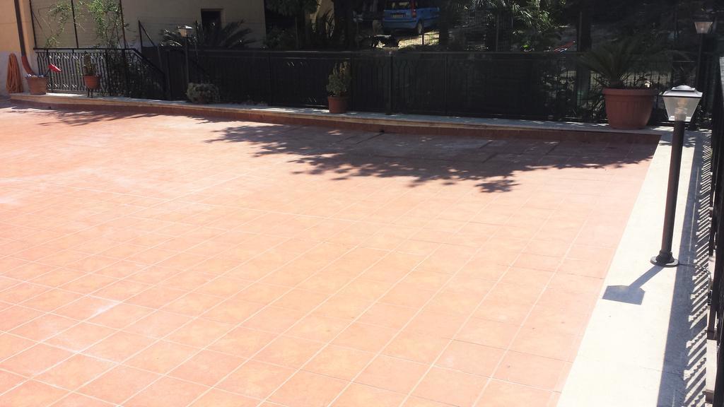 Le Streghe Di Roma Hotel Buitenkant foto